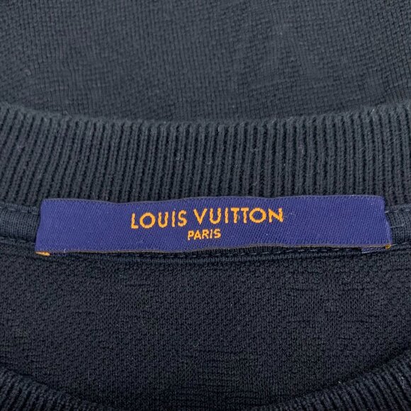 CM0359 Louis Vuitton Black Monogram Embossed Short Sleeve T-Shirt - Picture 5 of 8